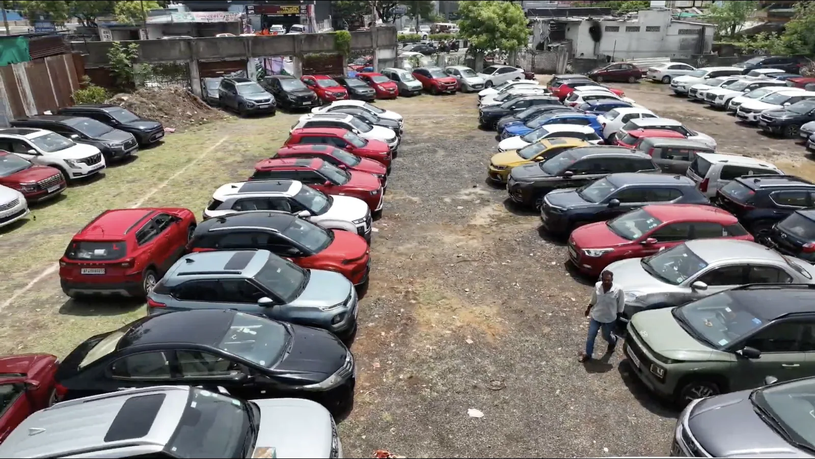On-site car parking at Suganya Convention Centre, Pondicherry